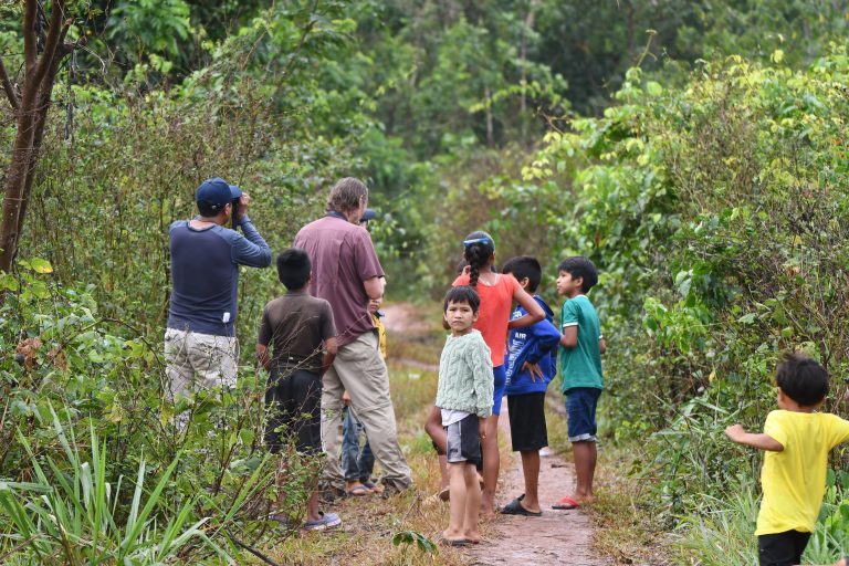 Bolivia: IIFA-UABJB se suma al monitoreo de aves en Aquicuana y fortalece alianzas para el desarrollo sostenible